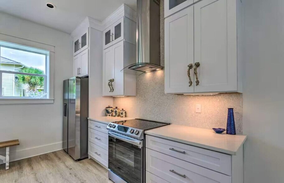 Building Photo - 88 Marlin St