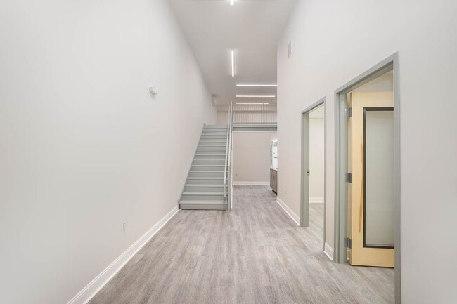 Building Photo - 5621 Departure Dr