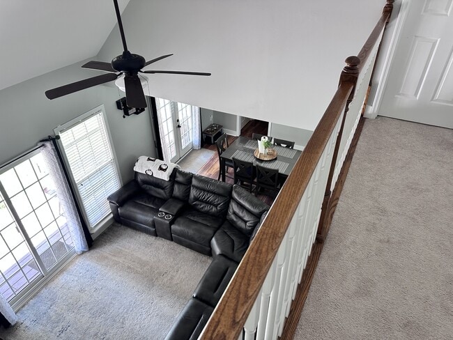 Building Photo - 304 Chisholm Trail