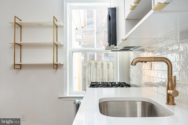 Building Photo - 2143 N Palethorp St