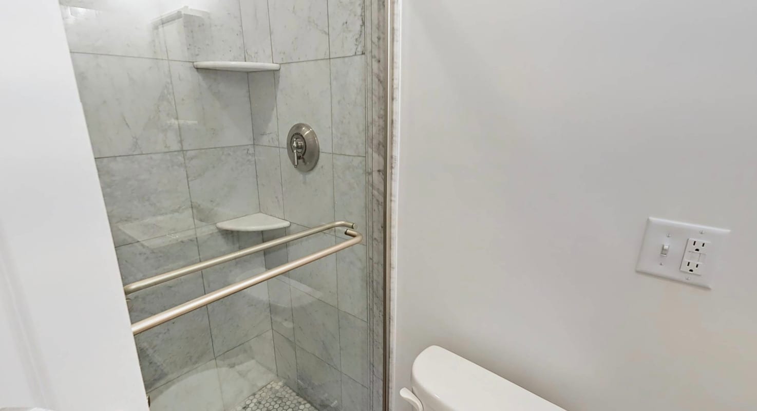 Building Photo - 275 Newbury St