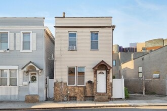 Building Photo - 4431 Howley St