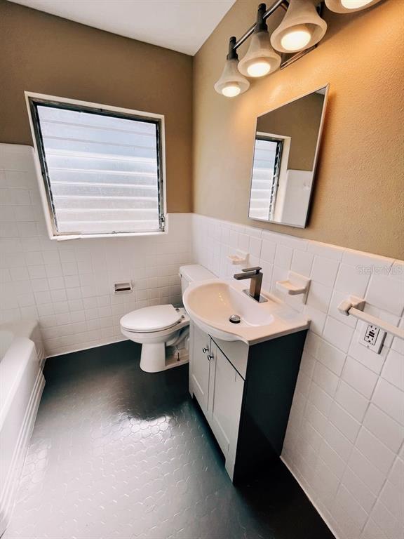 Building Photo - 318 Carey Pl