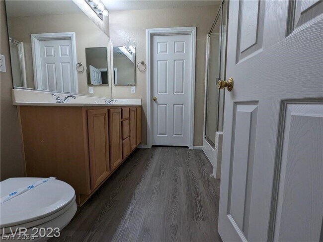 Building Photo - 6298 W Levi Ave