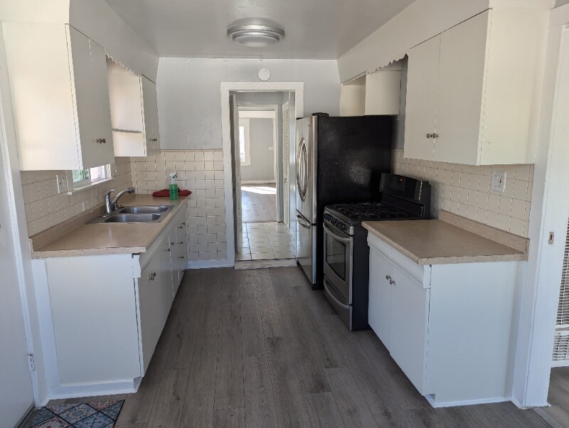 Building Photo - 410 S G St