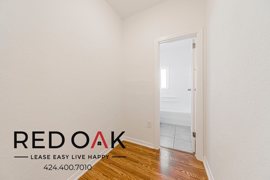 Building Photo - 2749 San Marino St