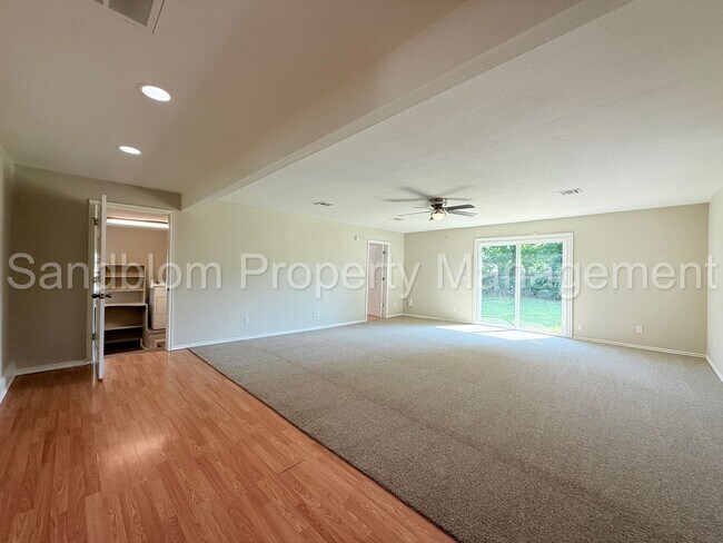 Building Photo - 35 S Joplin Ave
