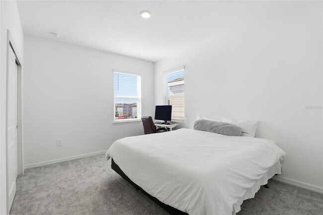 Building Photo - 5268 Kildare Pl