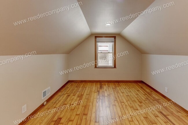 Building Photo - Completely remodeled 3 bedroom 1.5 bathroom house in Hammond