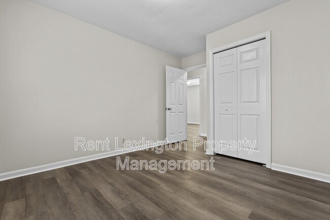 Building Photo - 608 McCurdy Ct