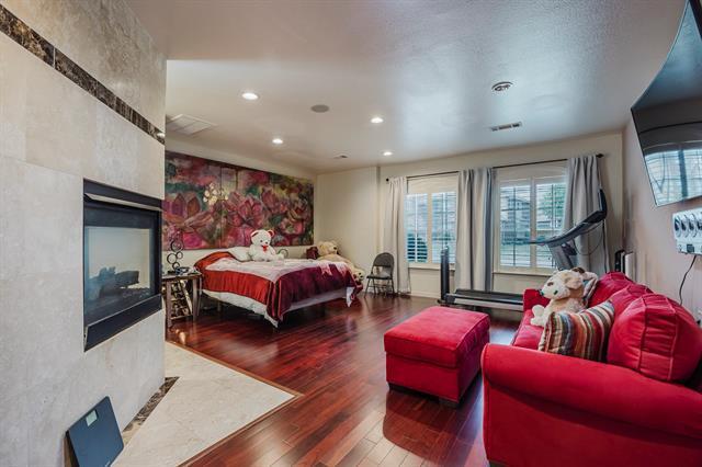 Building Photo - 808 Sabona Dr