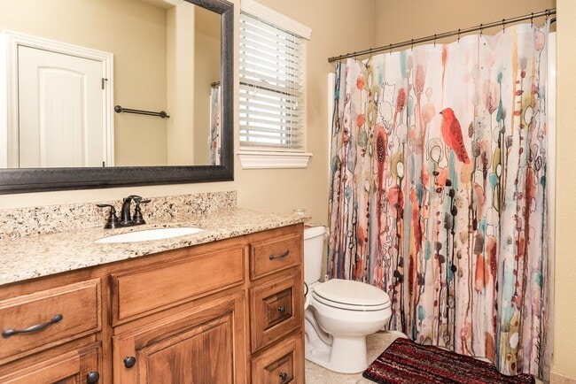 Building Photo - Iveys Subdivision