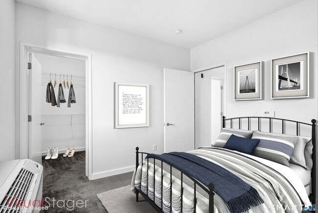 Building Photo - 19 Day St