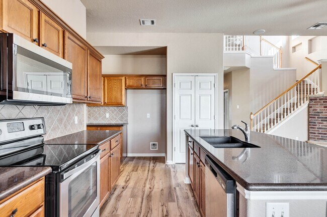 Building Photo - 1260 Arbor Knot Dr