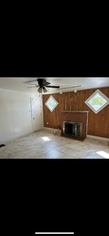 Building Photo - 1341 Turnpike Ave
