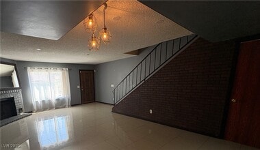 Building Photo - 5457 Escondido St