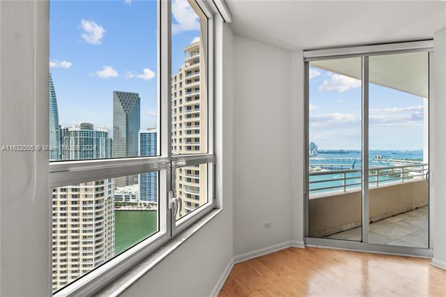 Building Photo - 808 Brickell Key Dr