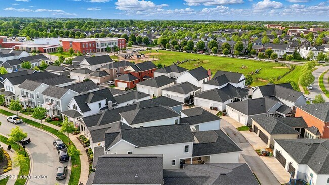 Building Photo - 6218 Mistflower Cir