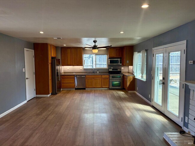 Building Photo - 3474 Quail Ct
