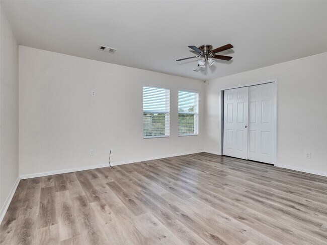 Building Photo - 12215 Zenith Ridge Way