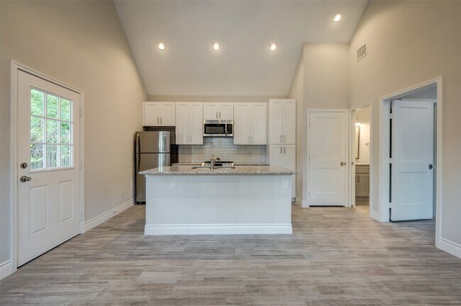 Building Photo - 1213 Armstead St