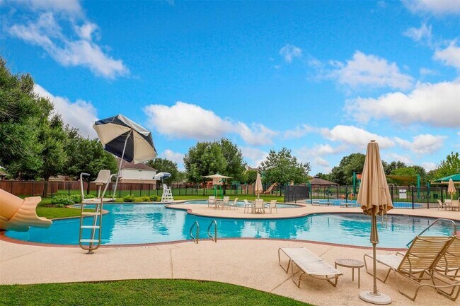 Building Photo - 11618 Columbia Pines Ln