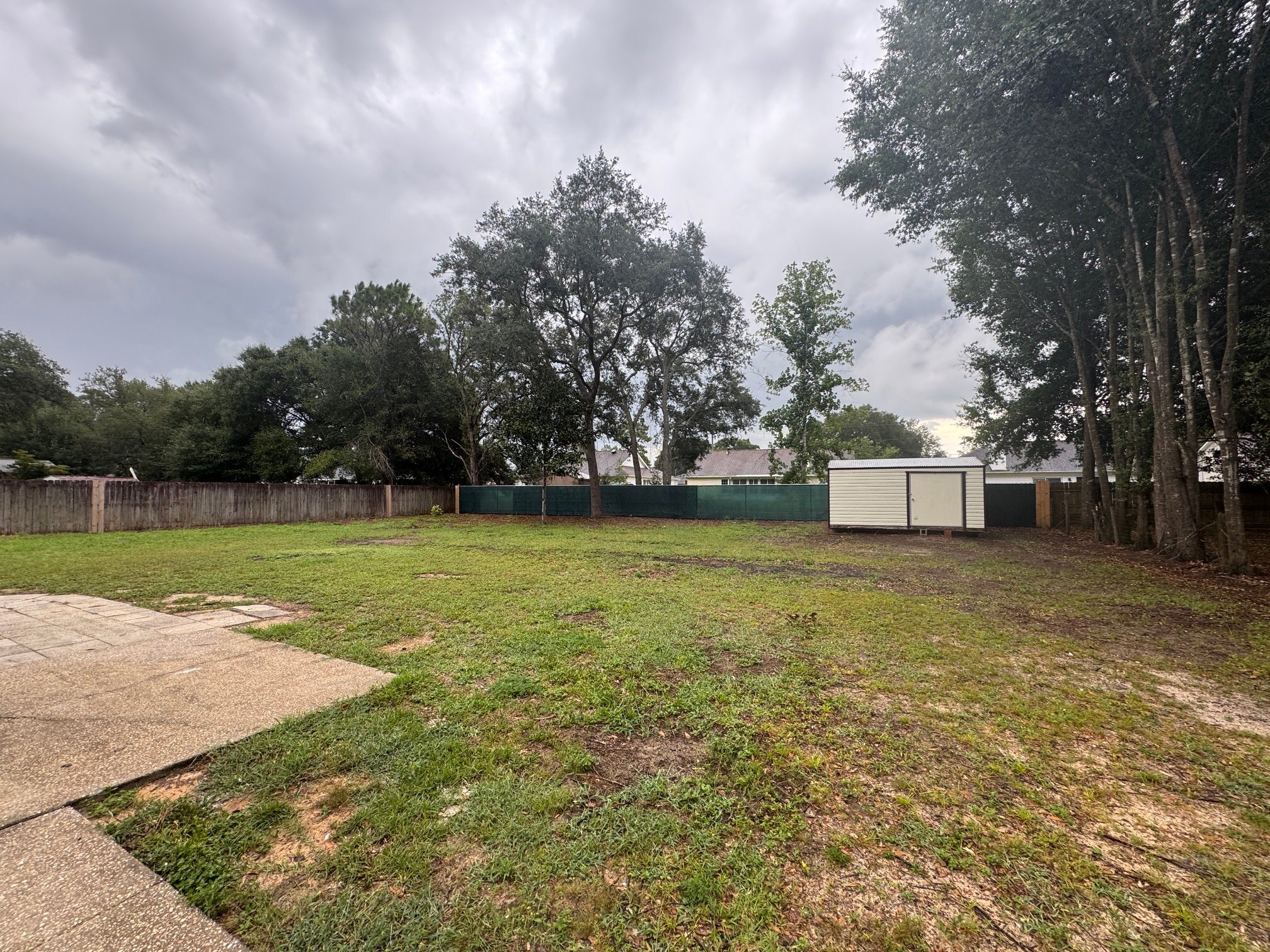 Building Photo - 121 Walker Cir W