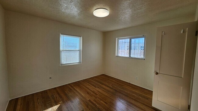 Building Photo - 5321 Marble Pl NE