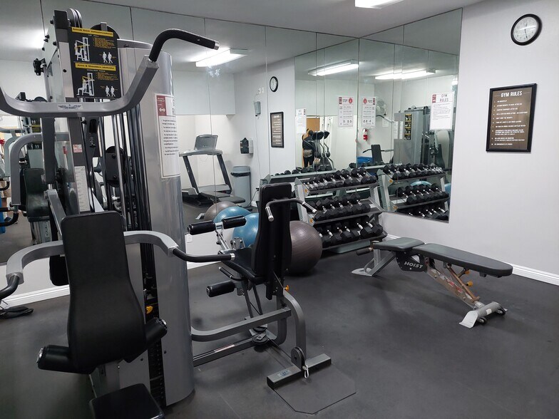 Gym - 5600 Kensington Way