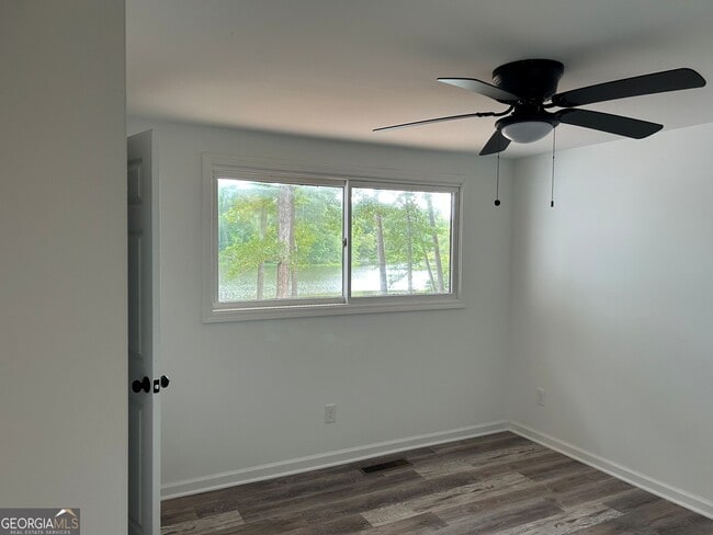 Building Photo - 111 Dogwood Cir