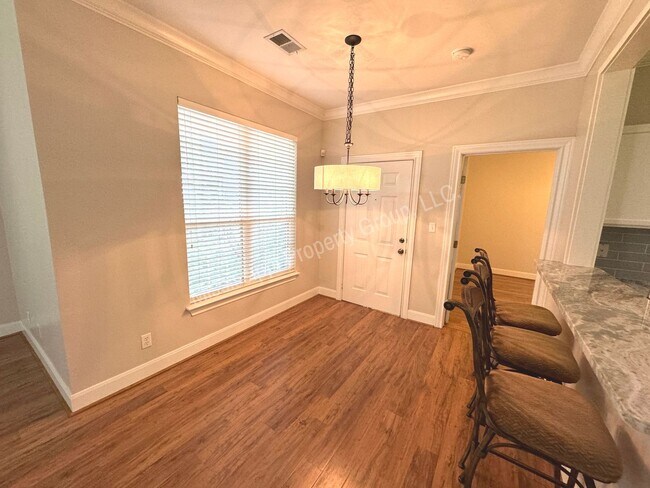 Building Photo - 3BD/3BA FOR RENT