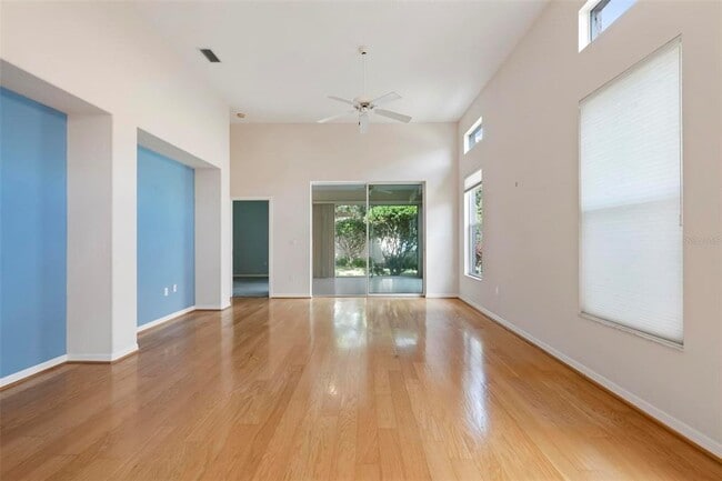 Building Photo - 3773 Amapola Ln