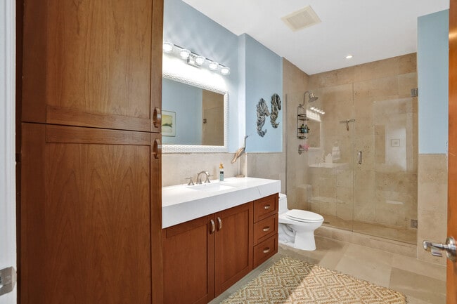 Building Photo - 516 Hendricks Isle