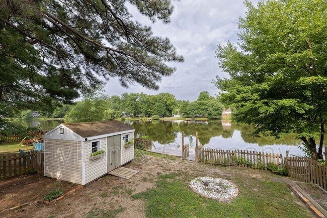 Building Photo - 7712 Breaker Point Ct