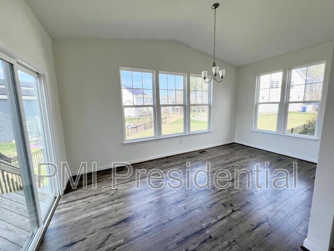 Building Photo - 15606 Wolfboro Rd