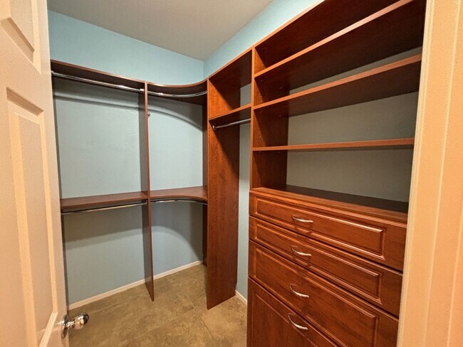 Building Photo - Adorable Anaheim Hills Condo in Prime Loca...