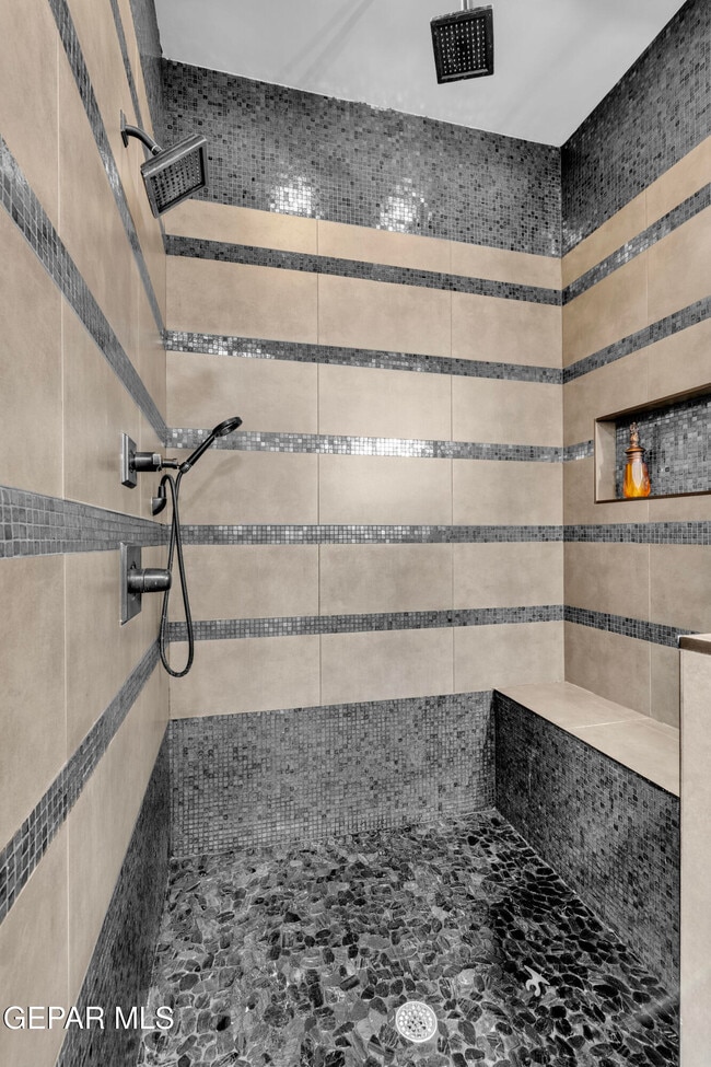 Building Photo - 14812 Long Shadow Ave