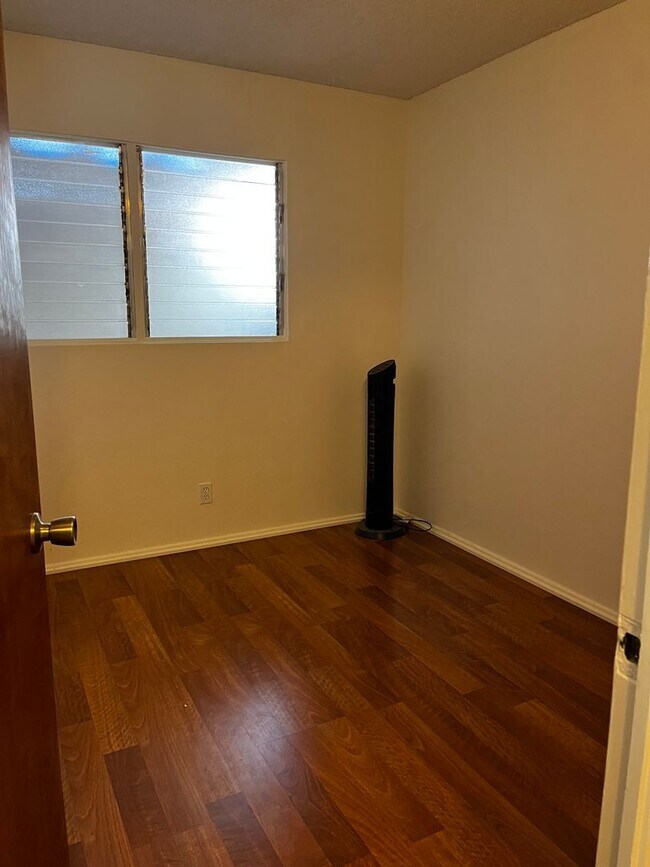 Building Photo - Spacious 3-Bedroom, 2-Bath Townhouse in Gr...