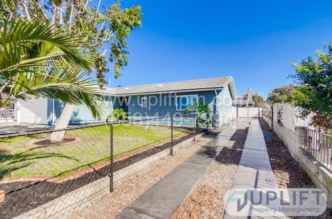 Building Photo - 6BD/3BA Beautiful home in Chula Vista