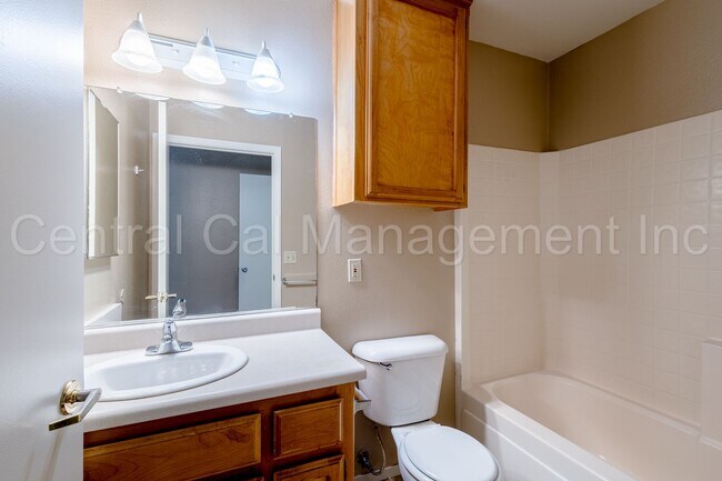 Building Photo - 4205 Kilterbury Ln