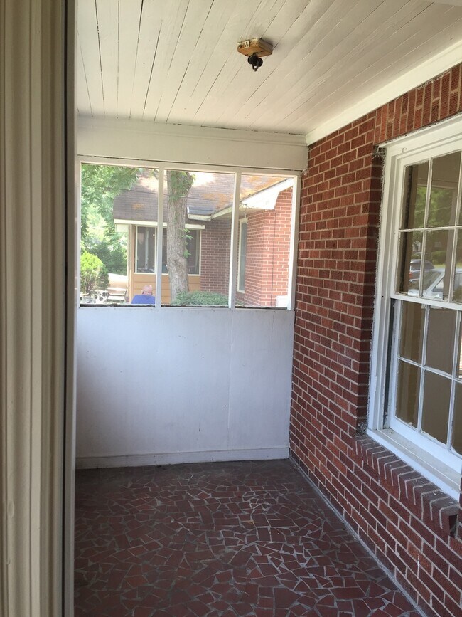 Building Photo - **AVAILABLE NOW**Midtown Columbus, GA 3 Be...