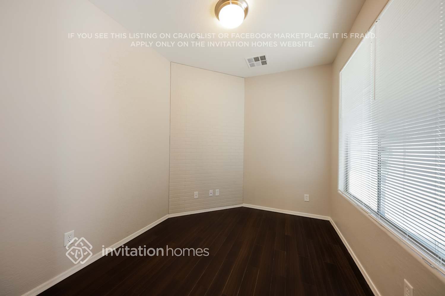 Building Photo - 12737 W Pasaro Dr