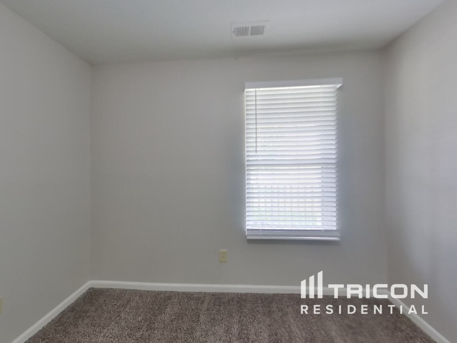 Building Photo - 1267 Niagara Ln