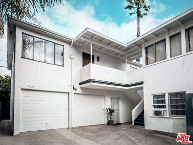 Primary Photo - 322 Huntley Dr