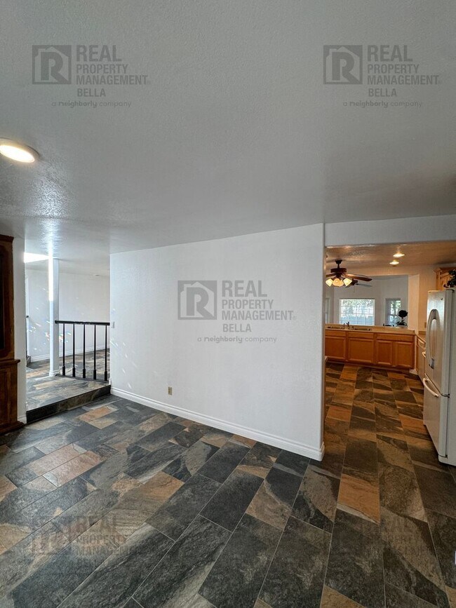 Building Photo - Peaceful Nuevo Living with Gated Driveway, Spacious Layout and Outdoor Living