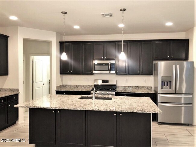 Building Photo - 12220 W Hide Trail