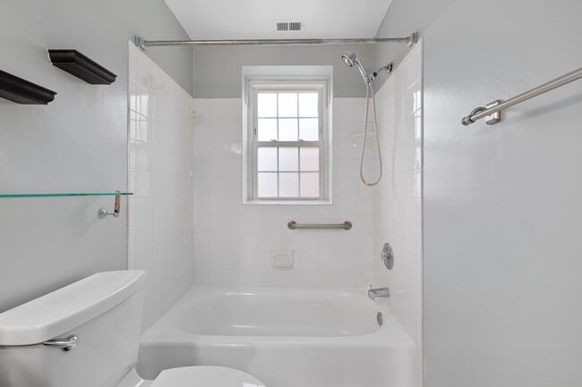 Building Photo - 4821 31st St S
