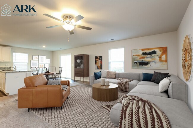 Building Photo - 2153 Southlea Dr