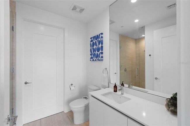 Building Photo - 301 Quay Commons Quay