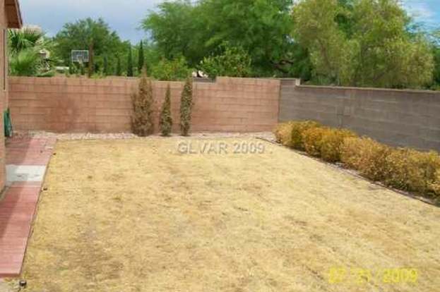 Building Photo - 2640 Spruce Creek Dr